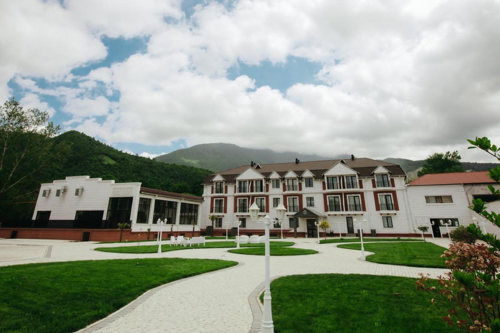 Castle Resort Spa Hotel Ismayilli Exterior photo